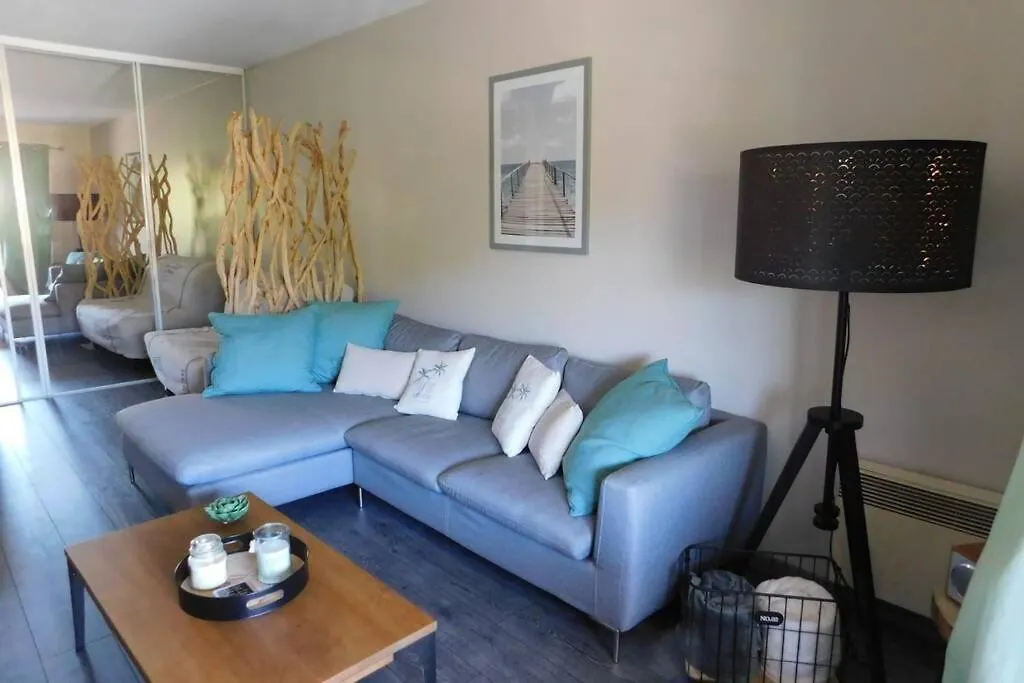 Magnifique Appartement Au Calme Avec Piscine Mandelieu Franciaország
