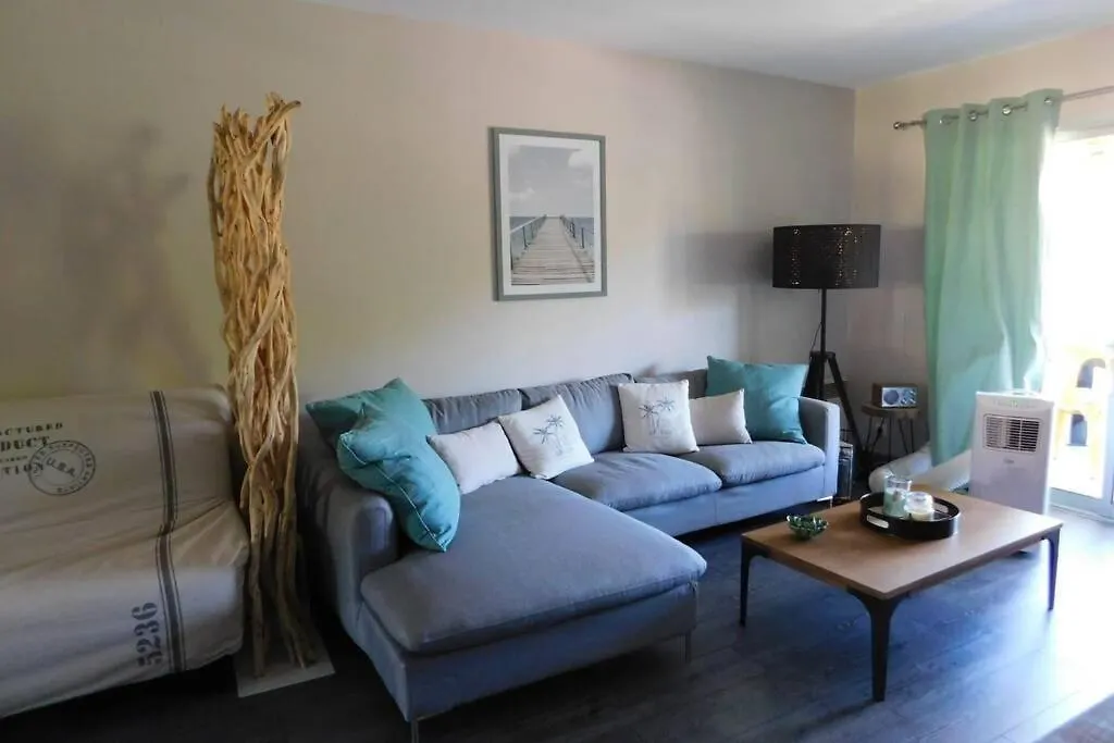 Magnifique Appartement Au Calme Avec Piscine Mandelieu 0*,  Francie